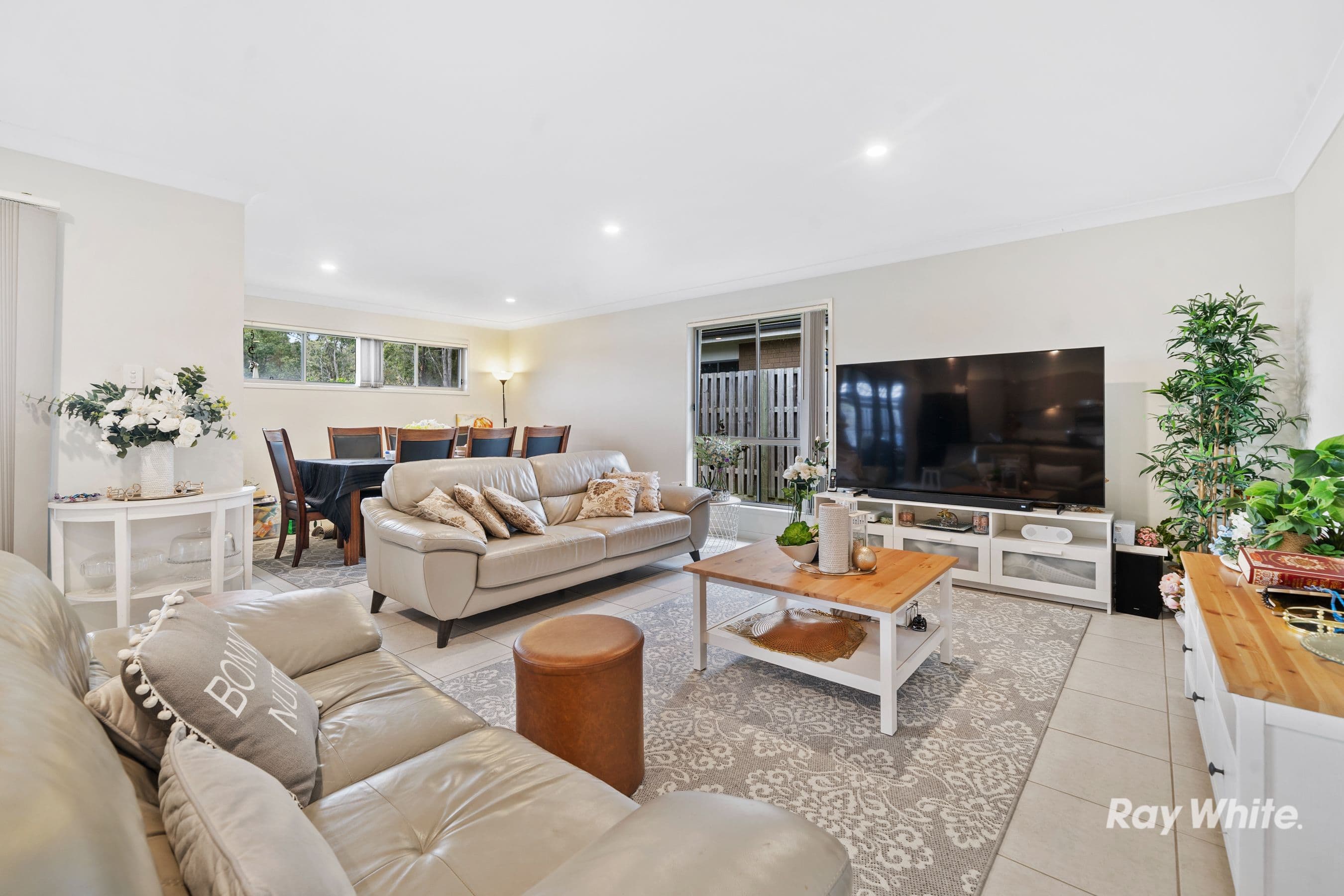 40 Bloomfield Avenue, Park Ridge QLD 4125, Park Ridge - Thumbnail 5