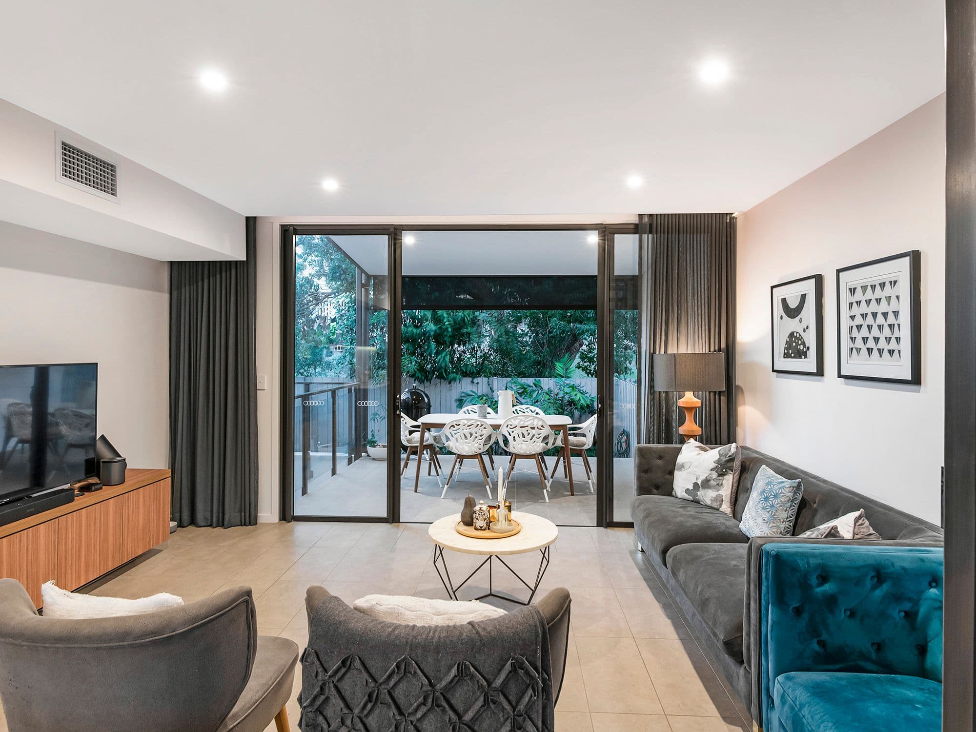 37 Latimer Street, Holland Park QLD 4121, Holland Park - Thumbnail 3