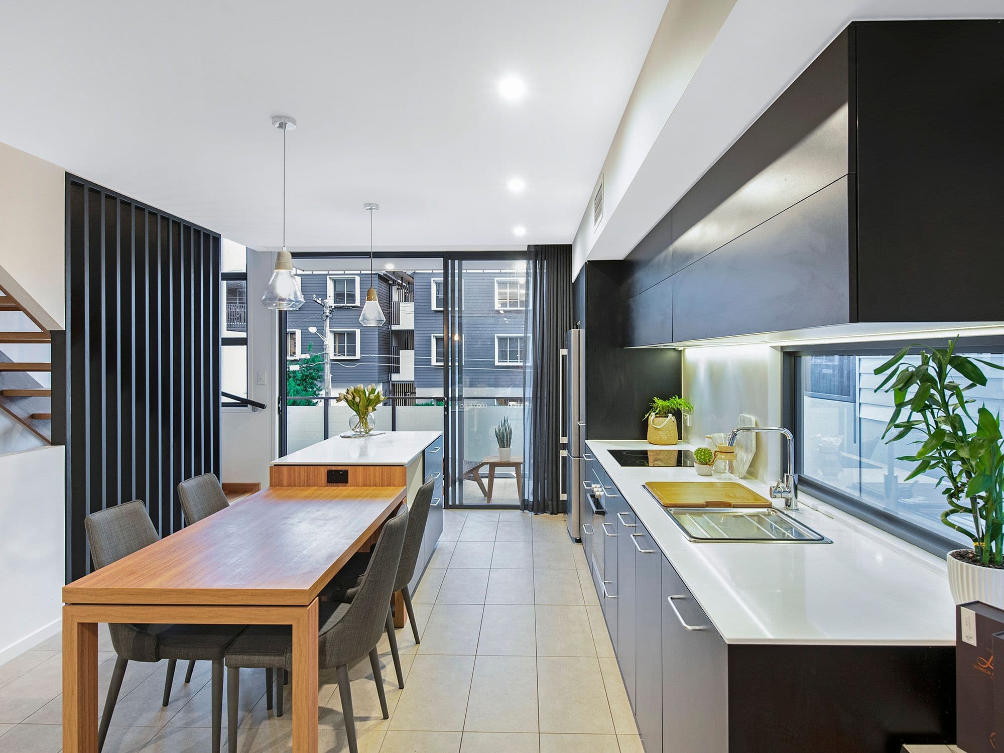37 Latimer Street, Holland Park QLD 4121, Holland Park - Thumbnail 4