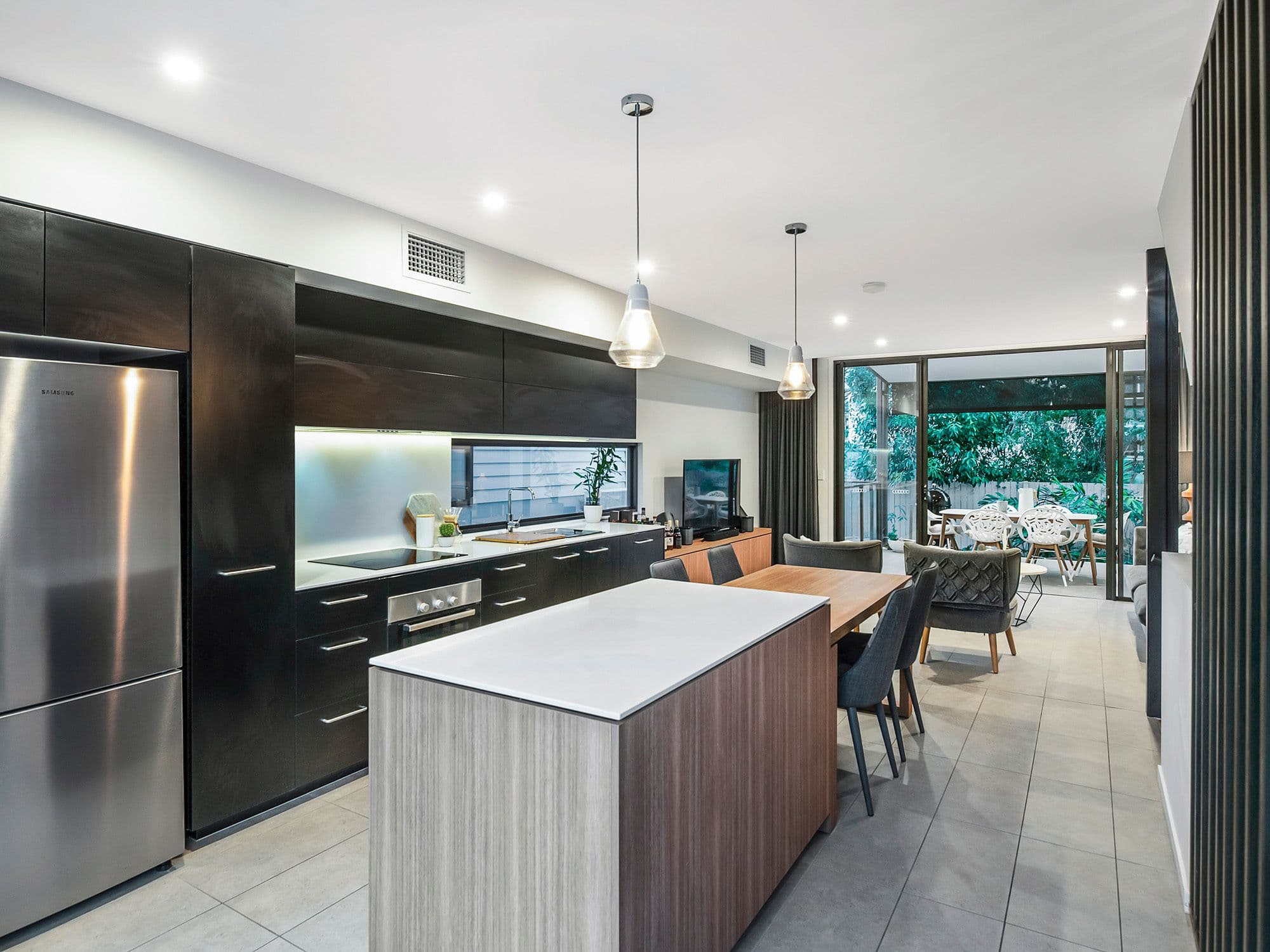 37 Latimer Street, Holland Park QLD 4121, Holland Park - Thumbnail 5