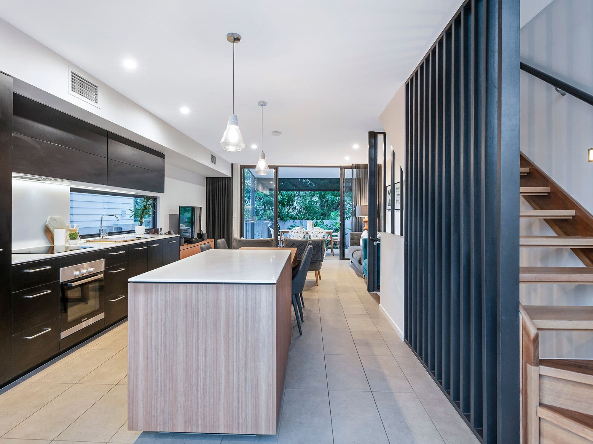 37 Latimer Street, Holland Park QLD 4121, Holland Park - Thumbnail 7