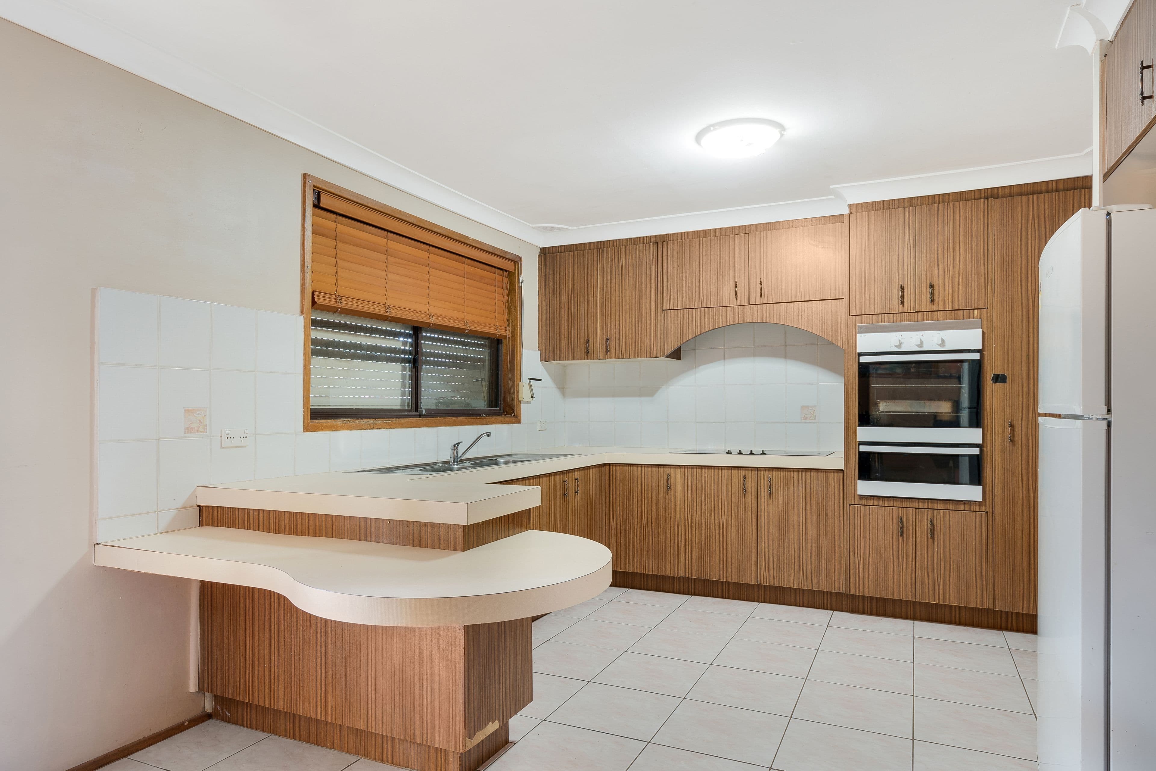 Glenfield NSW 2167, Glenfield - Thumbnail 4
