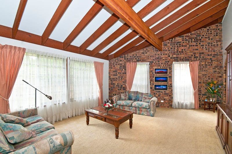 50 Bronzewing Close, ELANORA QLD 4221, Elanora - Thumbnail 3