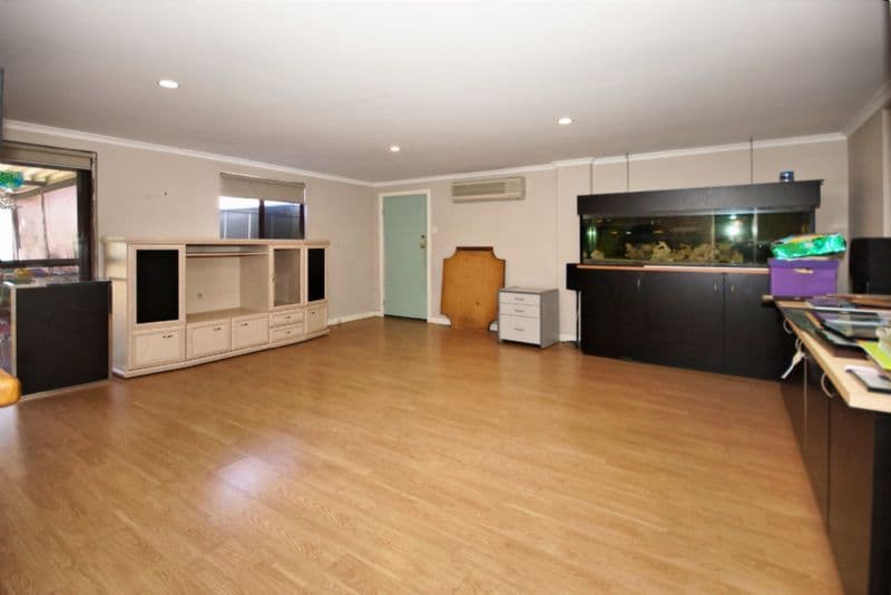 44 Princess Road, BALGA WA 6061, Balga - Thumbnail 3