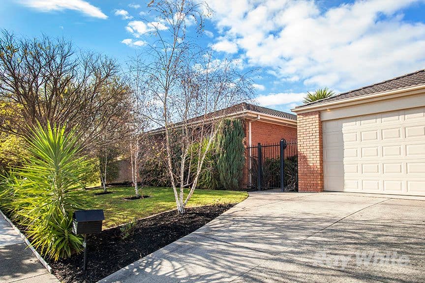 319 Dandelion Drive, Rowville VIC 3178, Rowville - Image 1