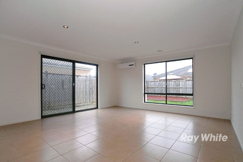 19 Locky Grove, LYNDHURST VIC 3975, Lyndhurst - Thumbnail 8