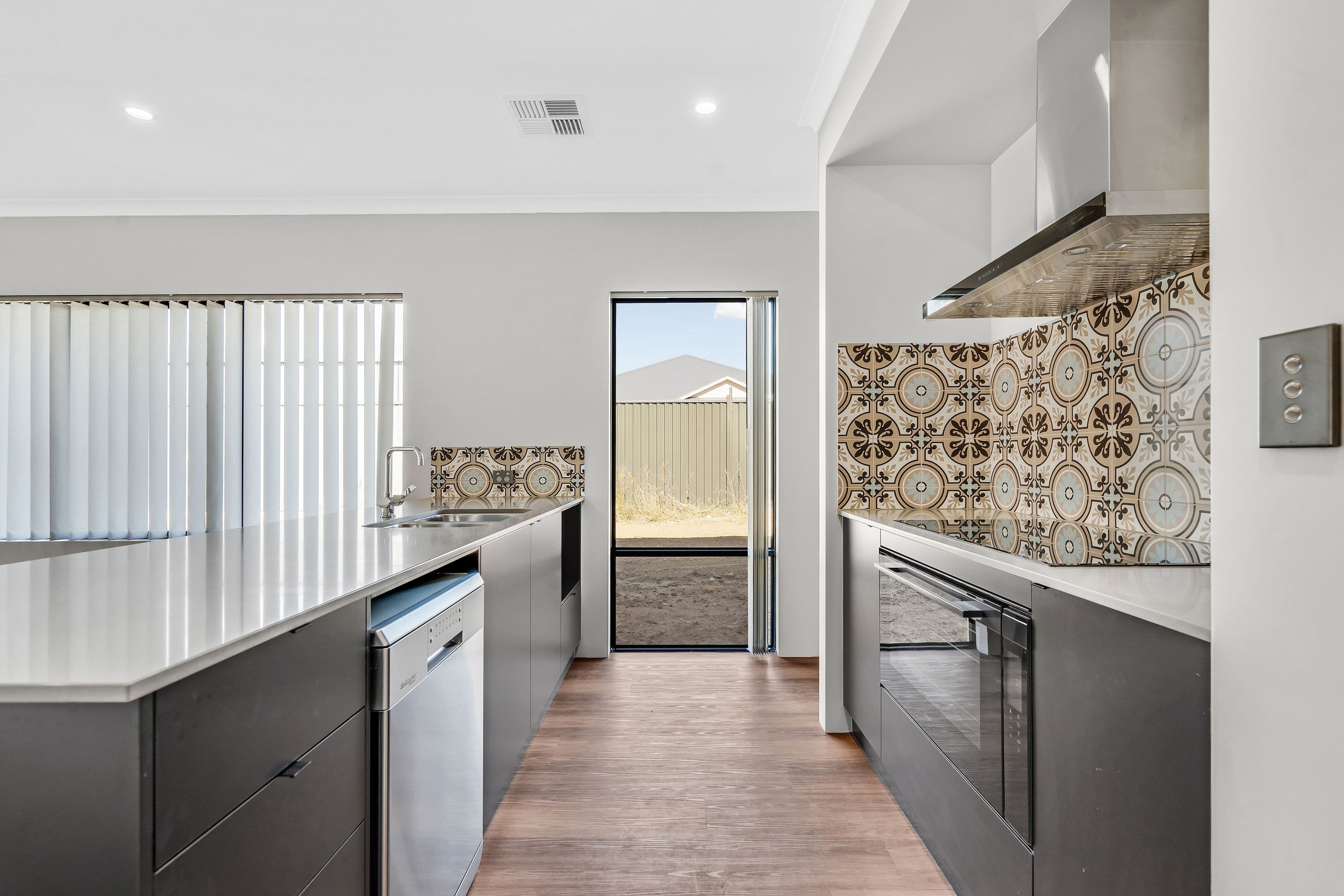 37 Sundercombe Loop, Waroona WA 6215, Waroona - Thumbnail 2