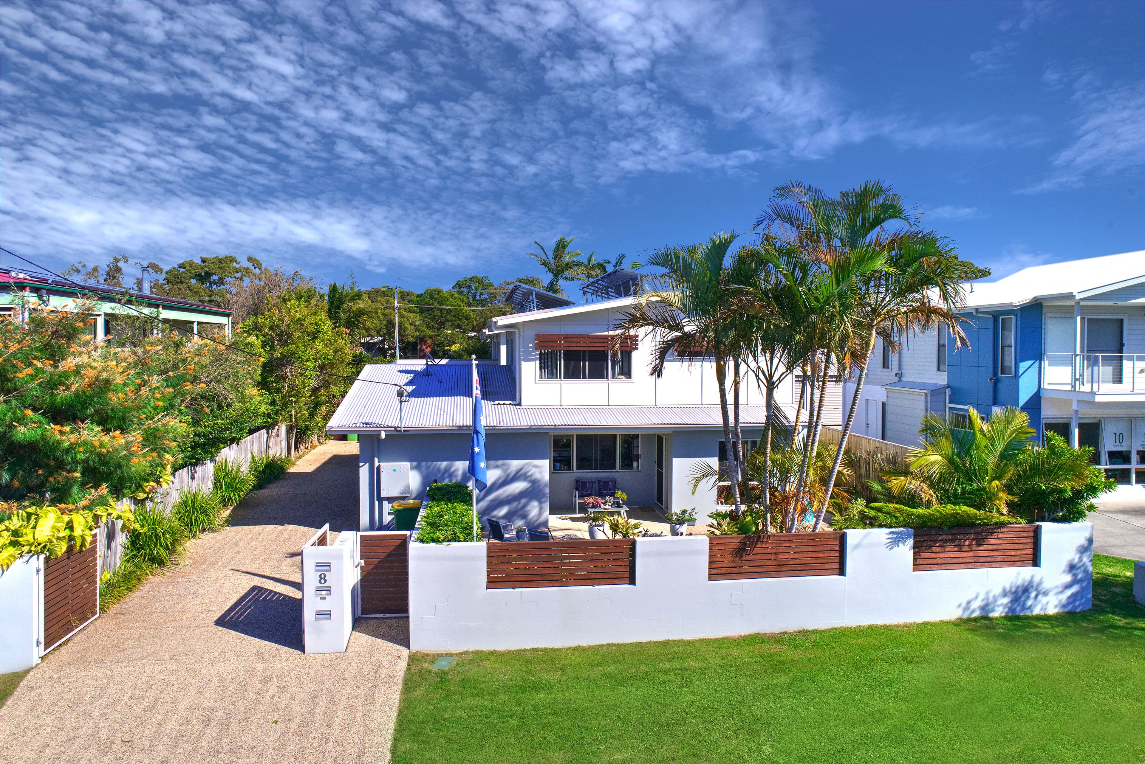 8 Fourth Avenue, Caloundra QLD 4551, Caloundra - Thumbnail 2