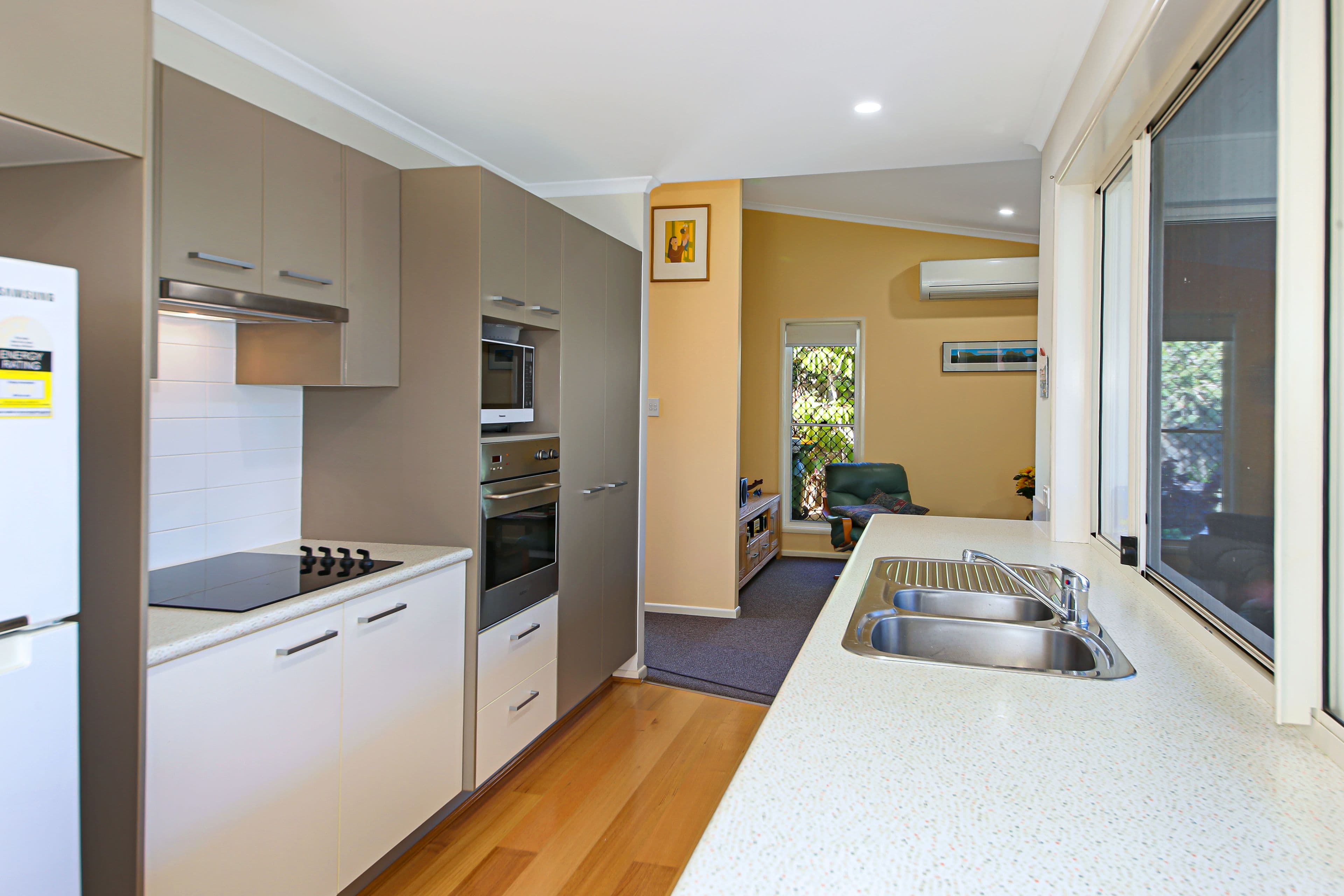 8 Fourth Avenue, Caloundra QLD 4551, Caloundra - Thumbnail 4