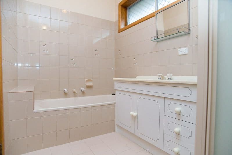 15 Tandarra Crescent, LALOR VIC 3075, Lalor - Thumbnail 7