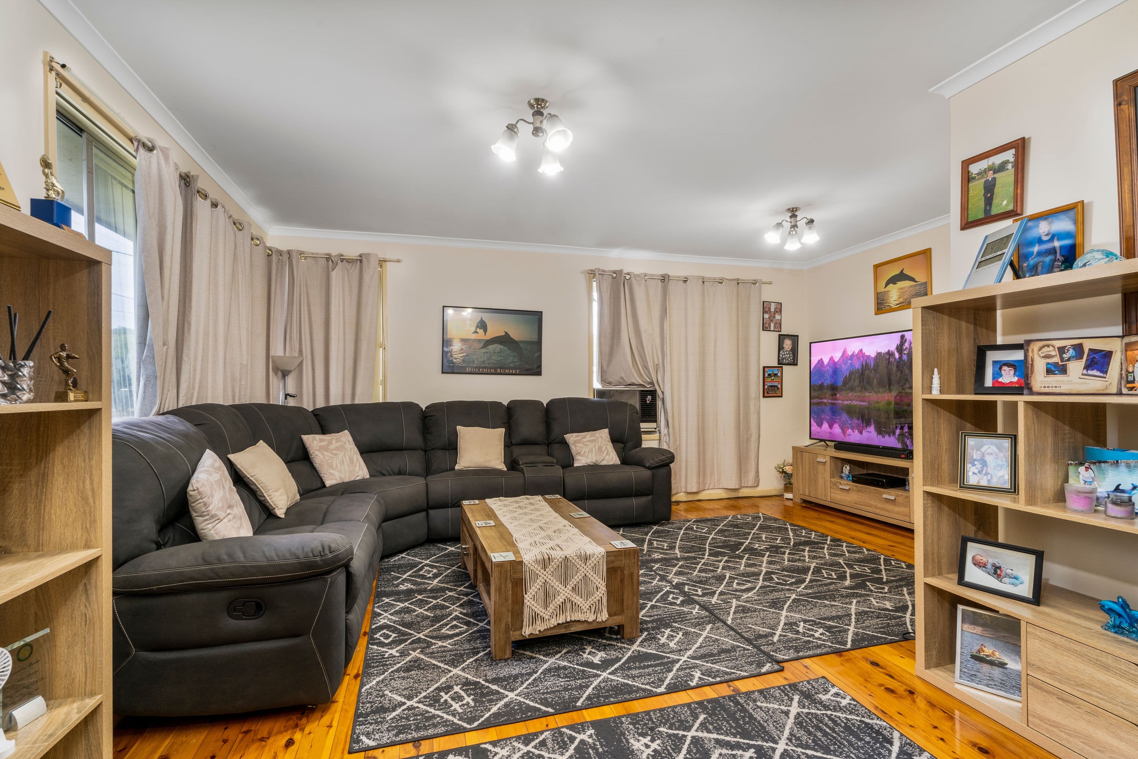 2 McKell Avenue, Casula NSW 2170, Casula - Thumbnail 4