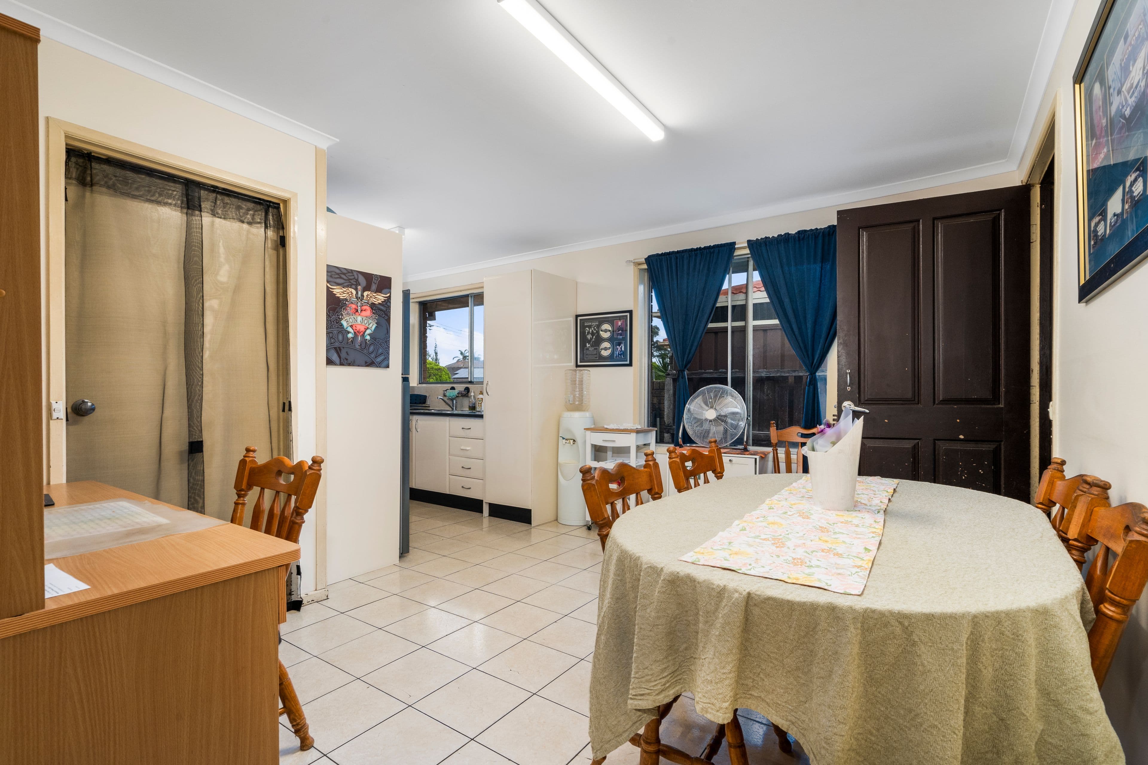 2 McKell Avenue, Casula NSW 2170, Casula - Thumbnail 6