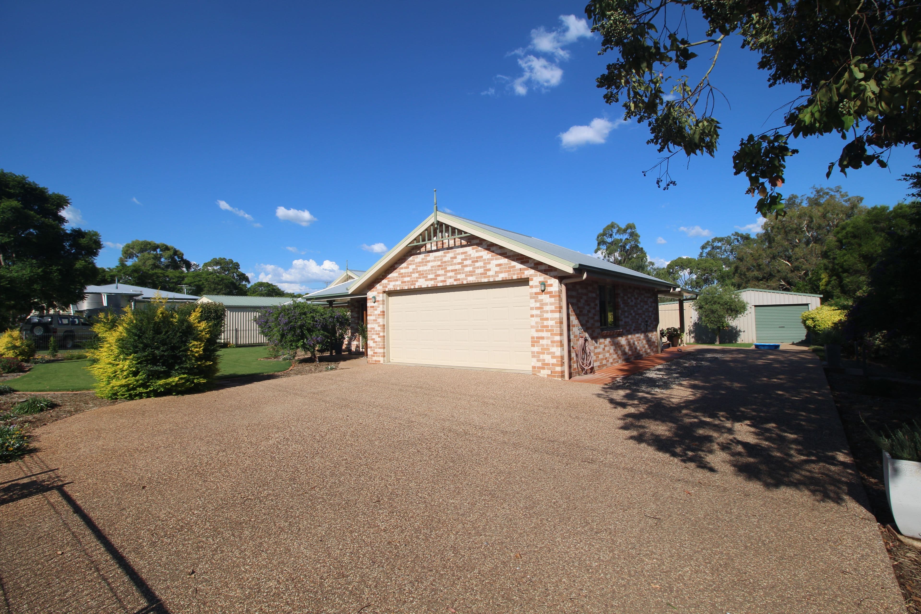 40 Briggs, Pittsworth QLD 4356, Pittsworth - Thumbnail 2