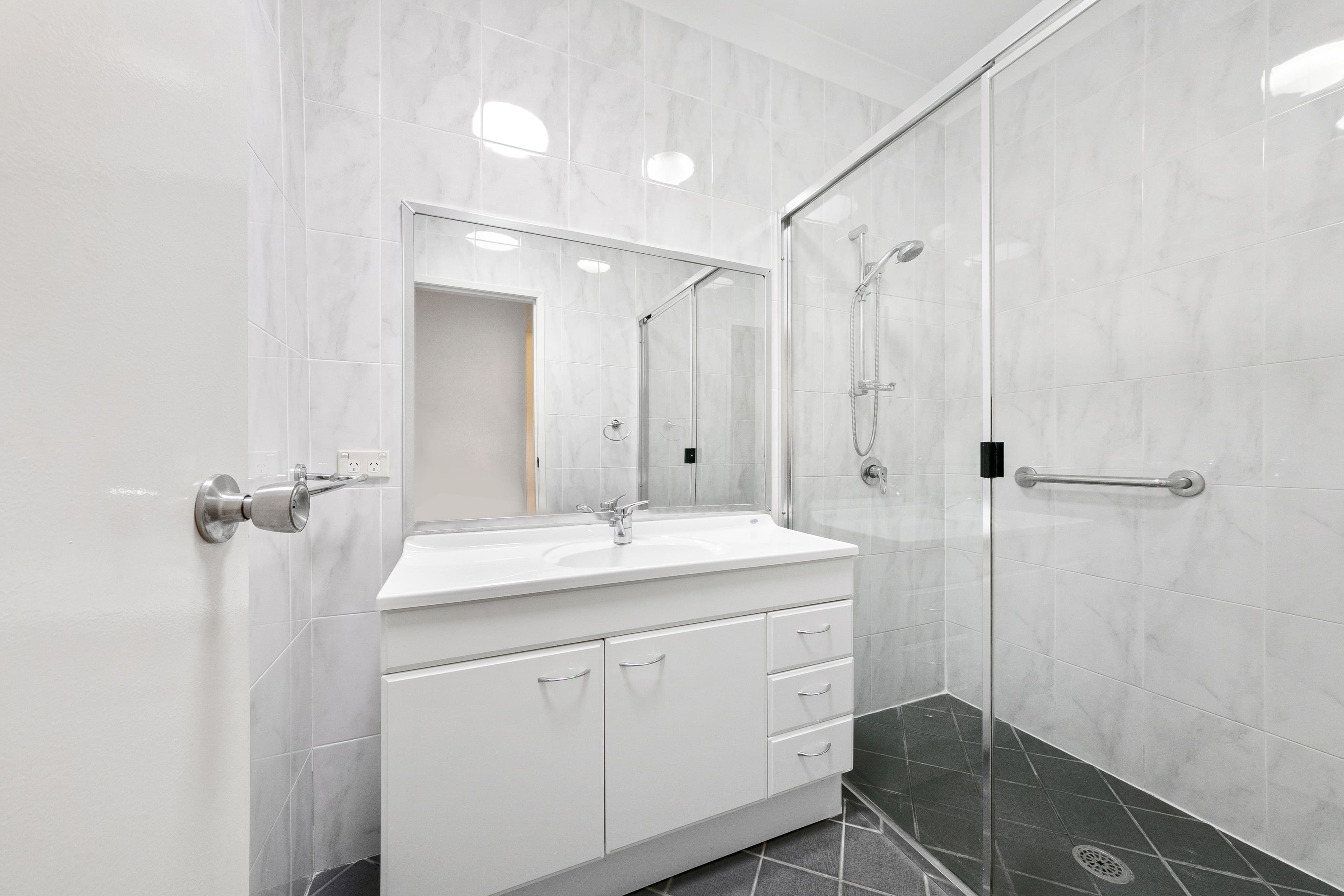 217 Buff Point Avenue, Buff Point NSW 2262, Buff Point - Thumbnail 7