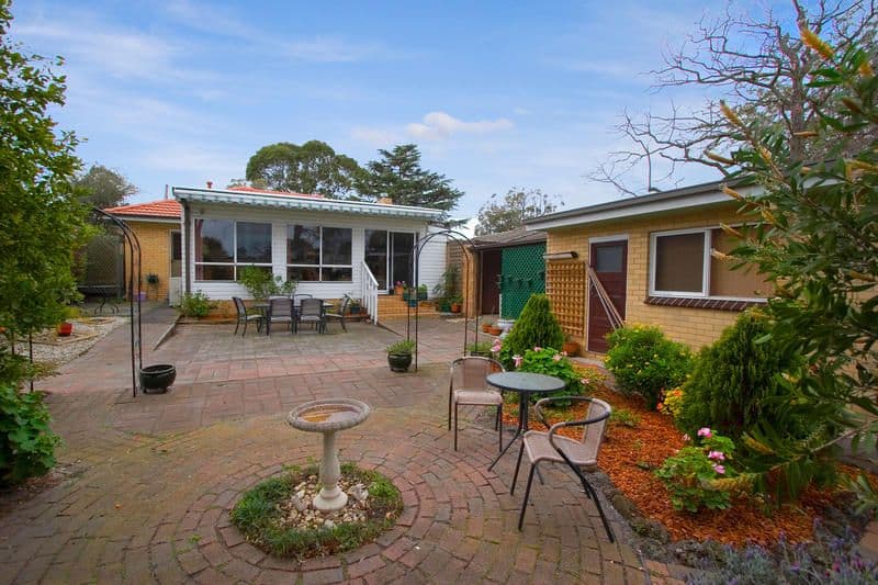 6 Kingswood Drive, DINGLEY VILLAGE VIC 3172, Dingley Village - Image 1