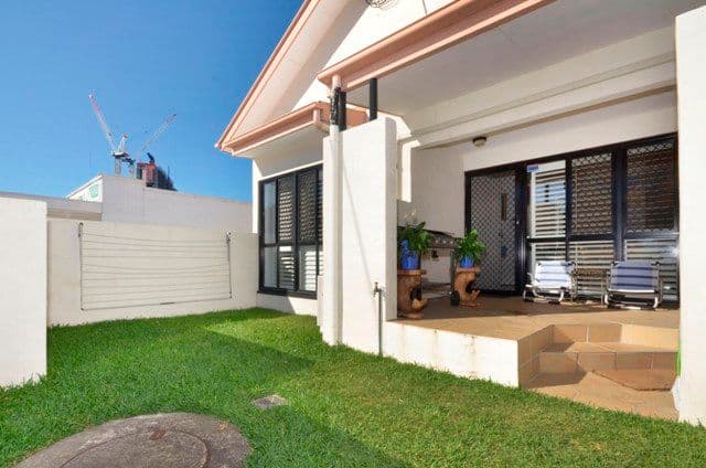 41 Rossiter Parade, HAMILTON QLD 4007, Hamilton - Thumbnail 3