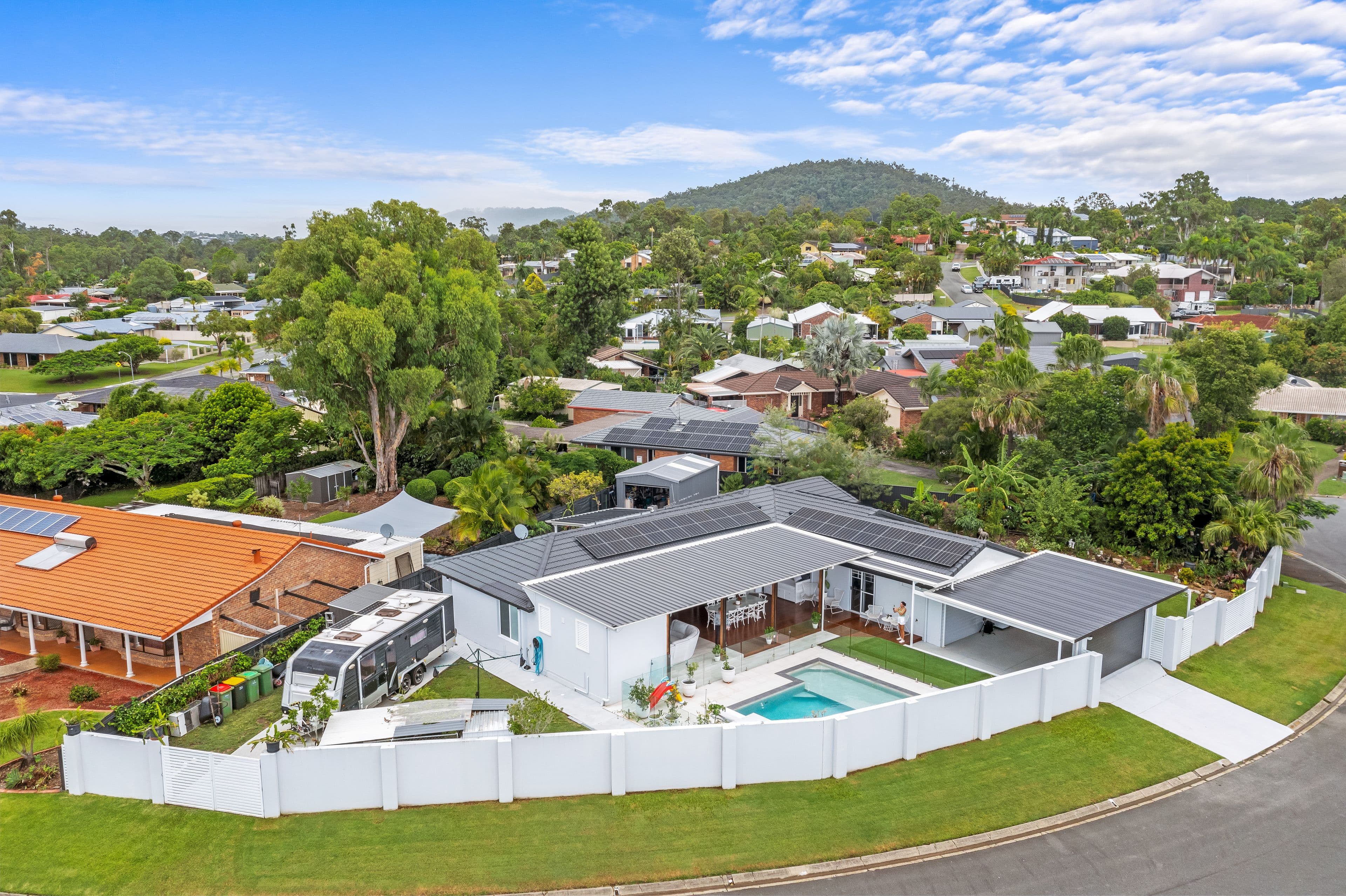 8 Nevada Place, Oxenford QLD 4210, Oxenford - Image 1