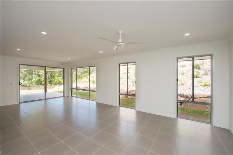8 Carlsson Place, KIRKWOOD QLD 4680, Kirkwood - Thumbnail 2