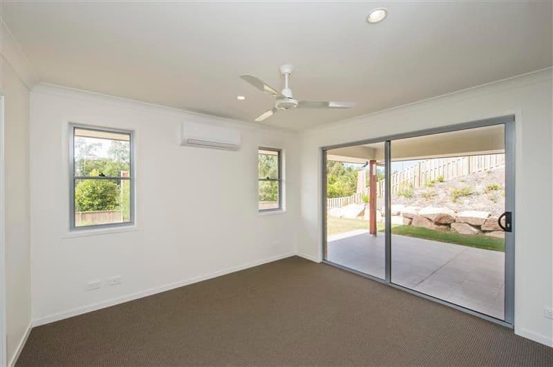 8 Carlsson Place, KIRKWOOD QLD 4680, Kirkwood - Thumbnail 5