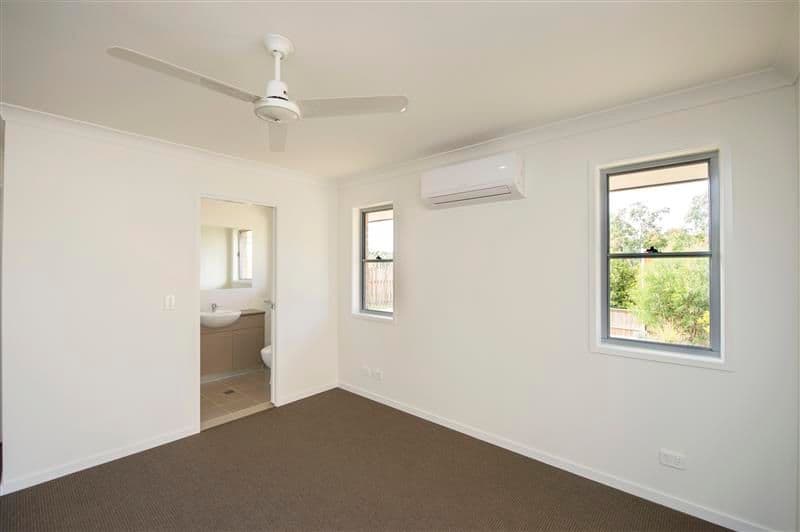 8 Carlsson Place, KIRKWOOD QLD 4680, Kirkwood - Thumbnail 6