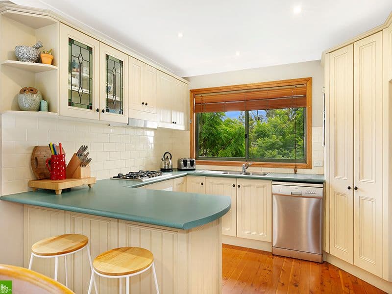 56 Panorama Drive, Farmborough Heights - Thumbnail 2