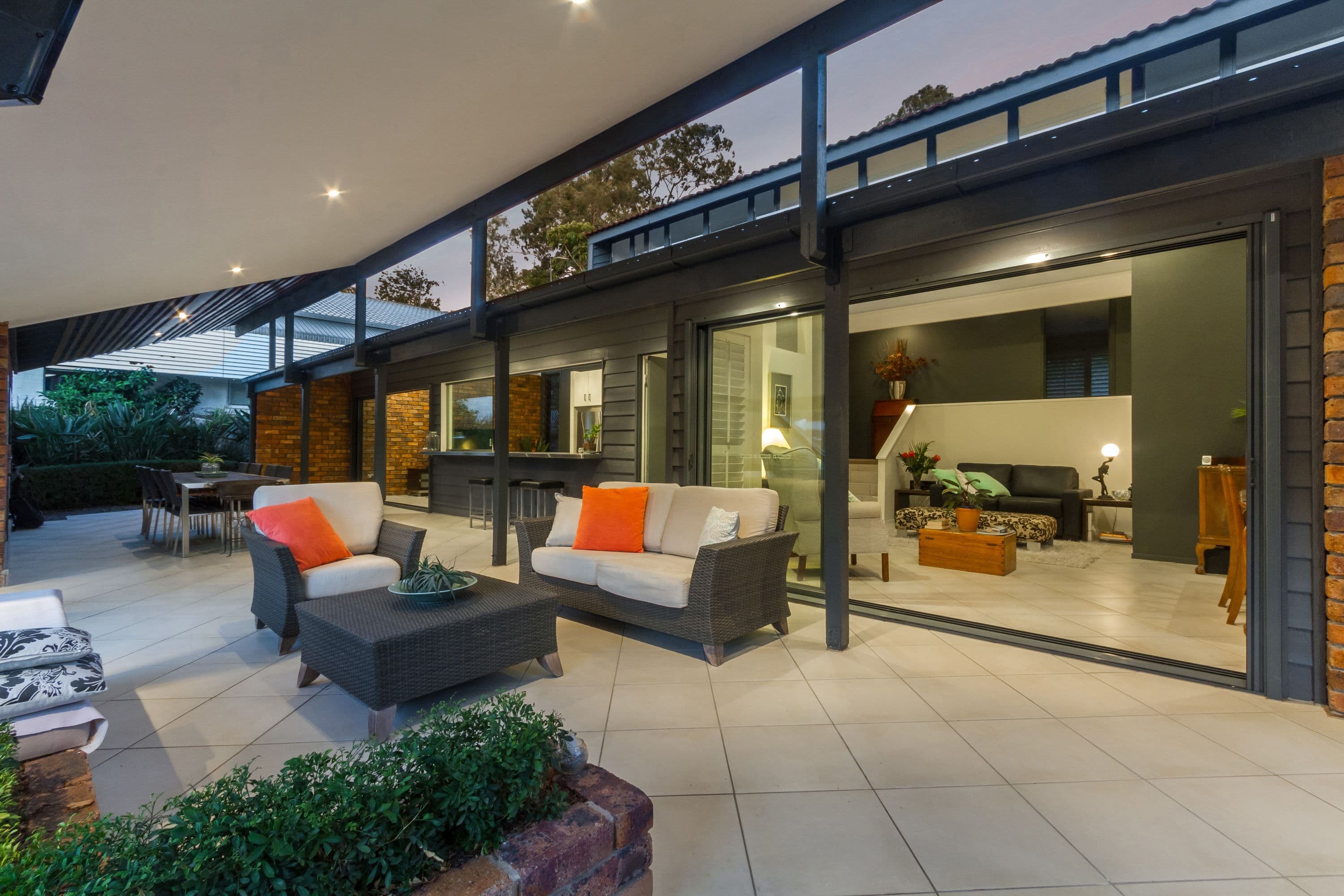 5 Wirra Street, Chapel Hill QLD 4069, Chapel Hill - Thumbnail 2