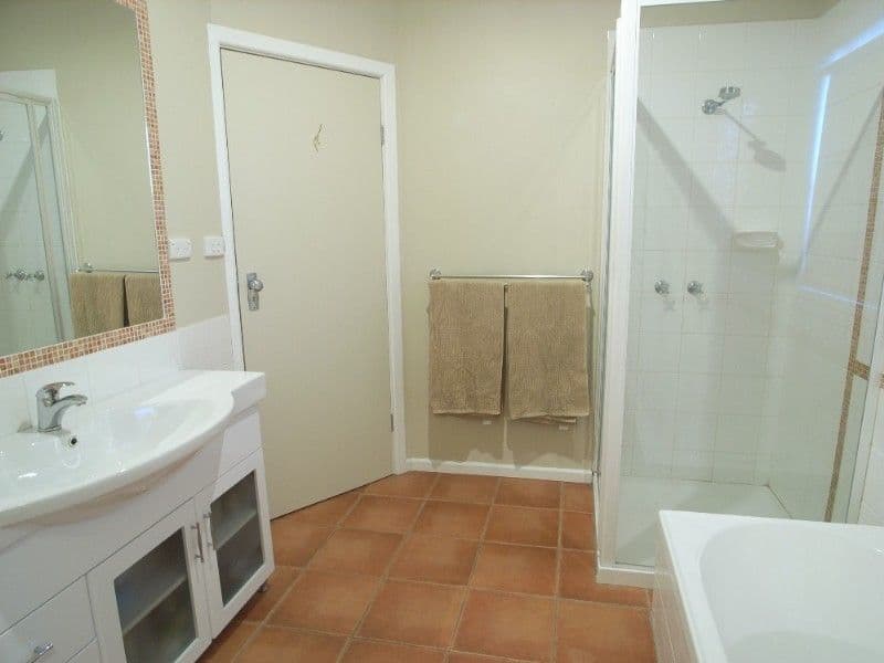 25 Plane Street, SHEPPARTON VIC 3630, Shepparton - Thumbnail 4