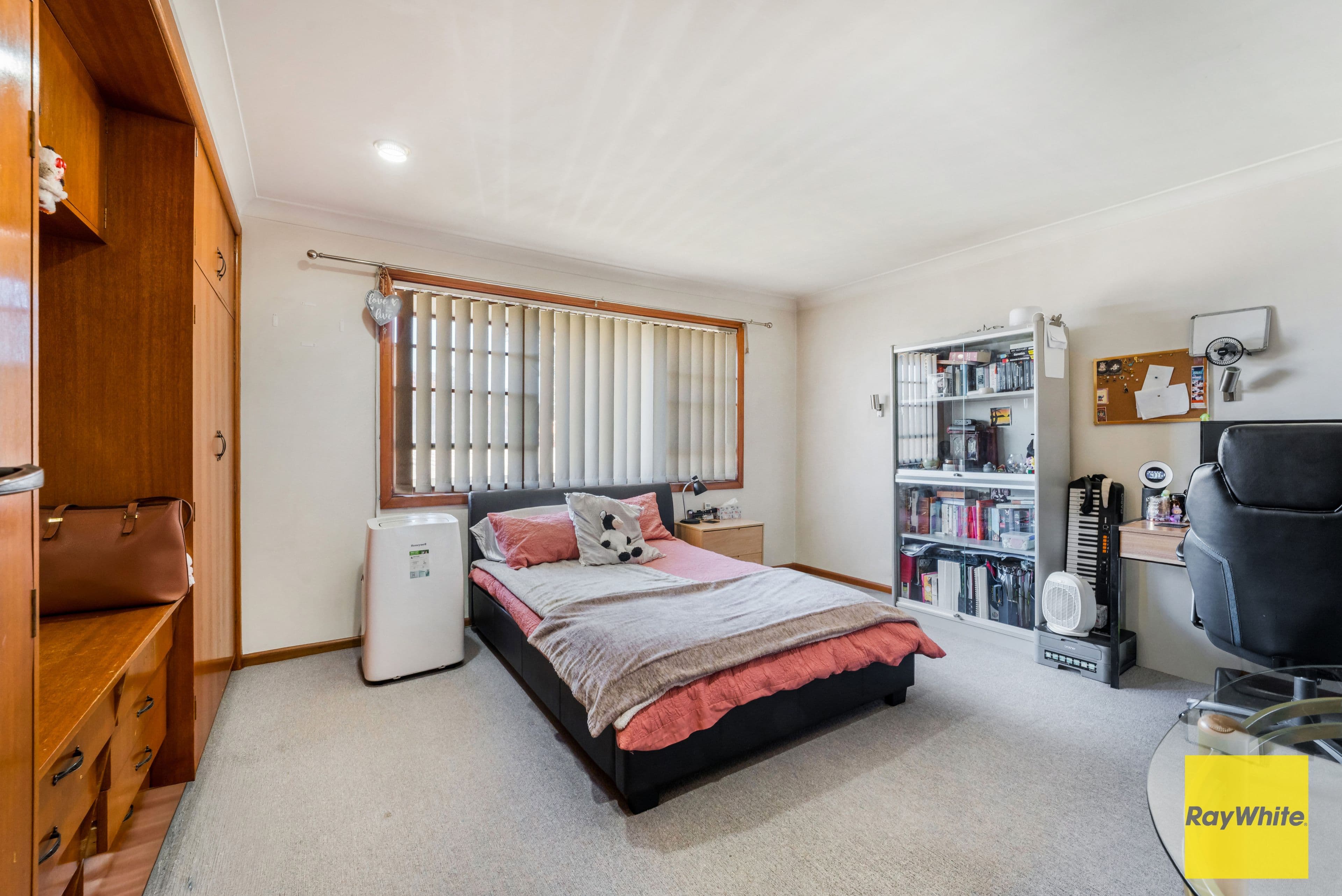 132 Meadows Road, Mount Pritchard NSW 2170, Mount Pritchard - Thumbnail 4