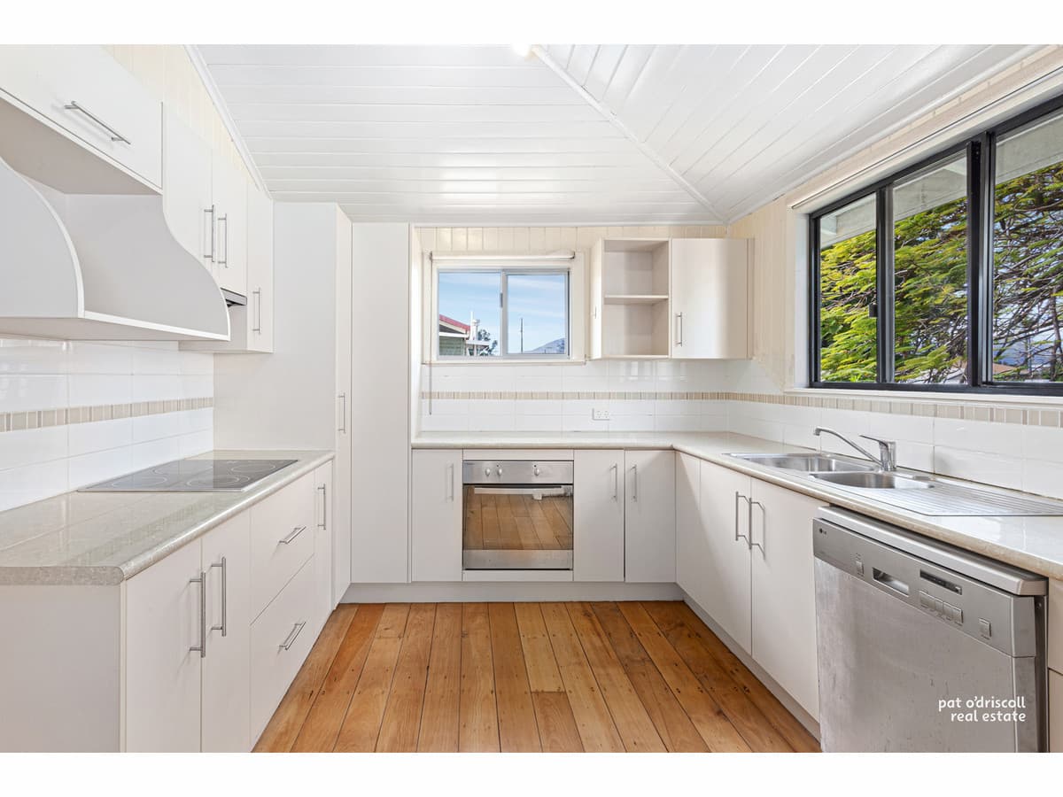 25 Bank Street, Park Avenue QLD, Park Avenue - Thumbnail 2