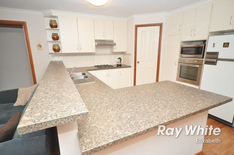 9 Surrey Court, CRAIGMORE SA 5114, Craigmore - Thumbnail 7
