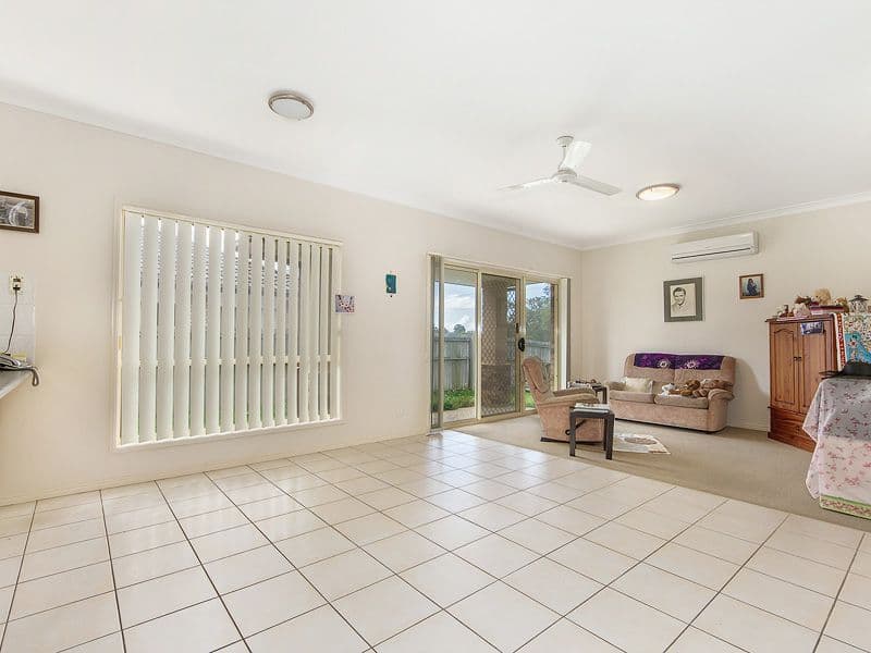12 Goldcrest Drive, Upper Coomera QLD 4209, Upper Coomera - Thumbnail 5