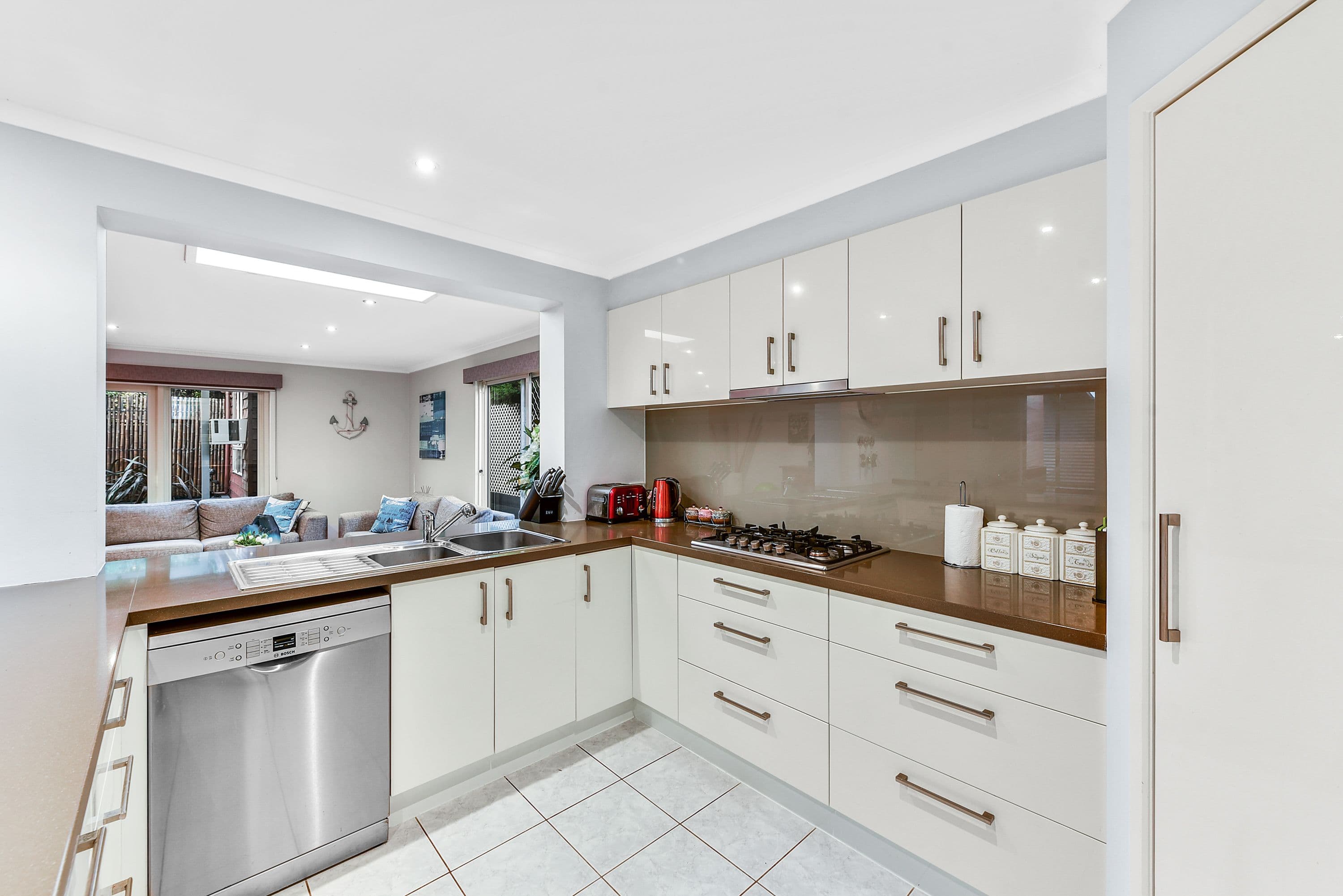 13 Parkview Crescent, Hampton East VIC 3188, Hampton East - Thumbnail 7