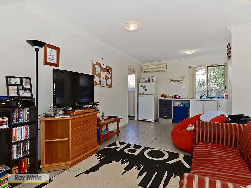 18 FLEET Drive, KIPPA-RING QLD 4021, Kippa-Ring - Thumbnail 2