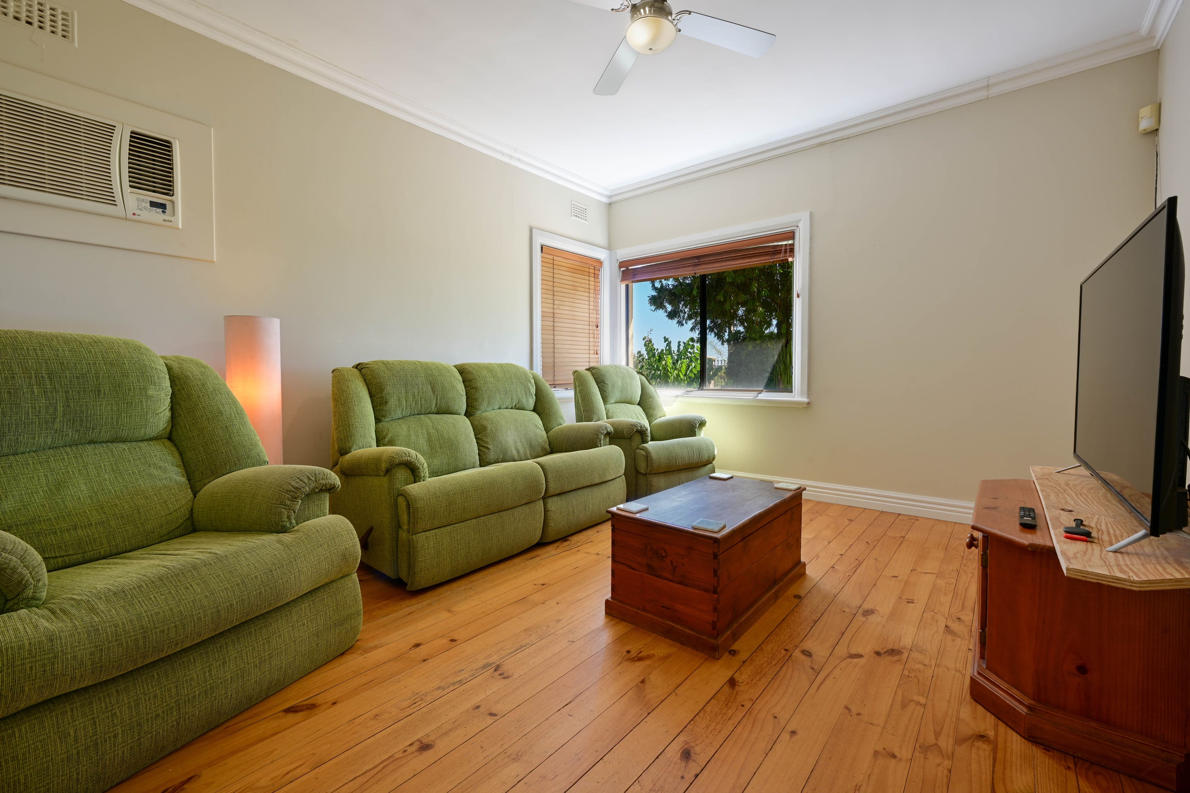 2 Cadell Street, Windsor Gardens SA 5087, Windsor Gardens - Thumbnail 4