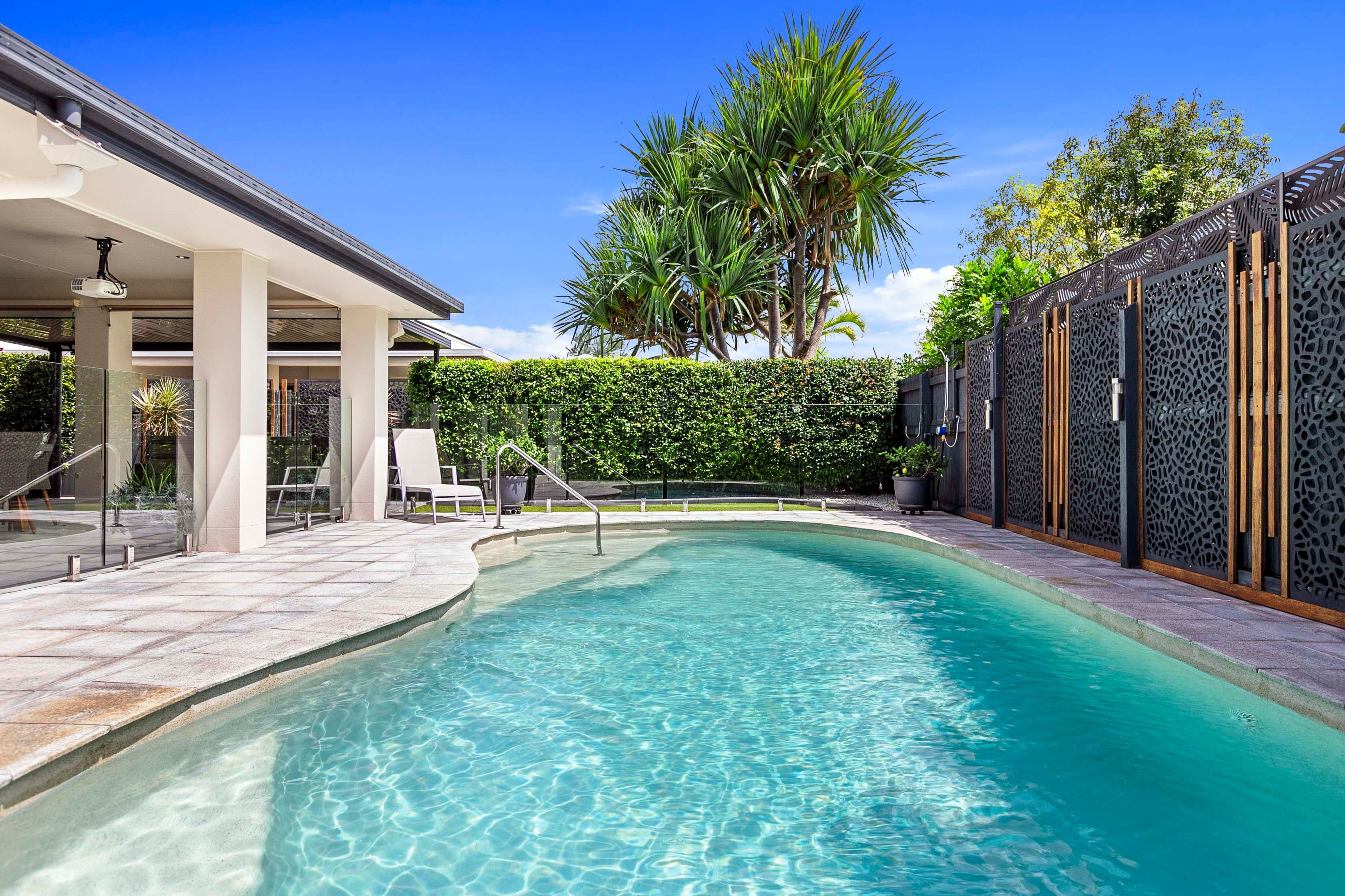 213 Long Street, Pialba QLD 4655, Pialba - Image 1