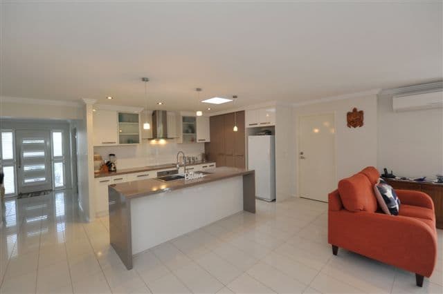 31 Elizabeth Street, WESTBROOK QLD 4350, Westbrook - Thumbnail 5