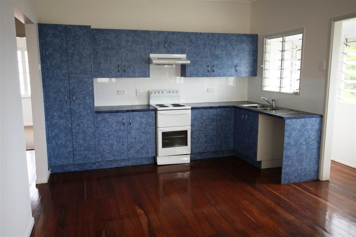 100 Livingstone Street, BERSERKER QLD 4701, Berserker - Thumbnail 2