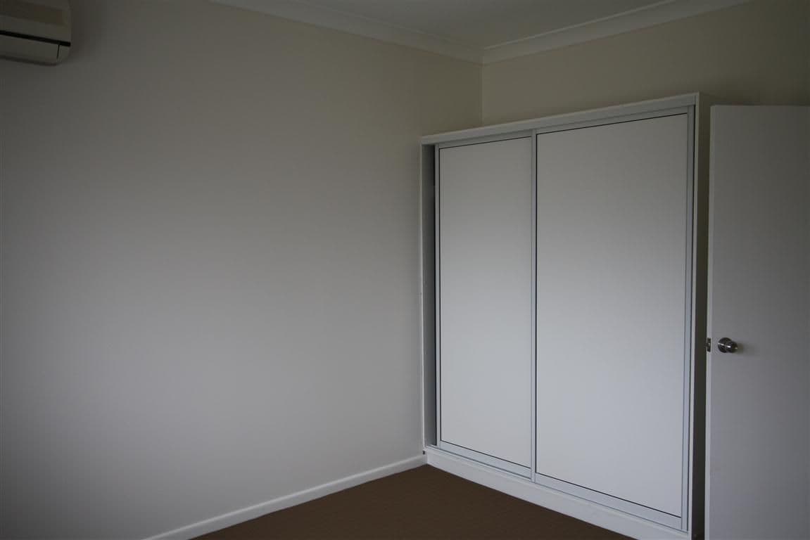 100 Livingstone Street, BERSERKER QLD 4701, Berserker - Thumbnail 5