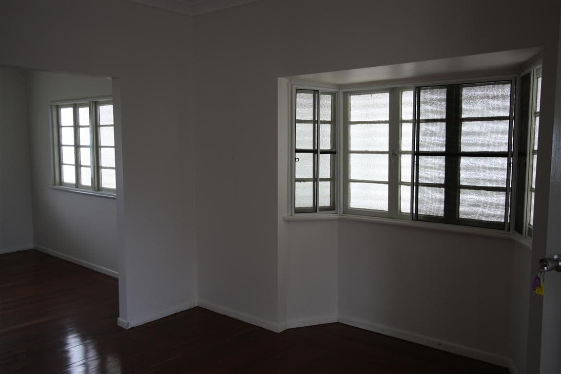 100 Livingstone Street, BERSERKER QLD 4701, Berserker - Thumbnail 8