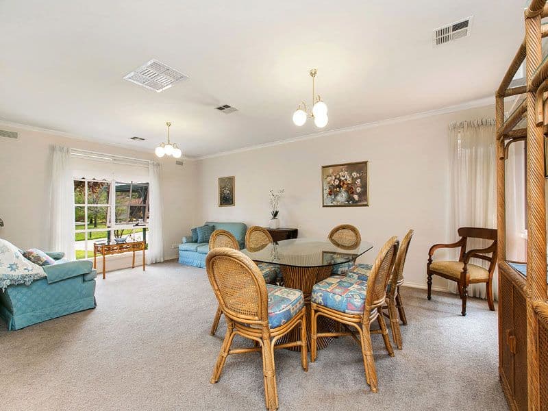 6 Oploo Court, DINGLEY VILLAGE VIC 3172, Dingley Village - Thumbnail 2