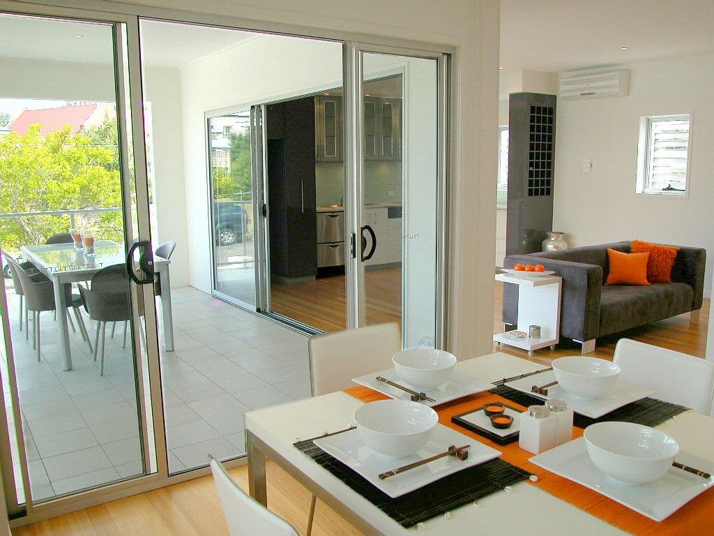24 Rogoona Street, MORNINGSIDE QLD 4170, Morningside - Thumbnail 3