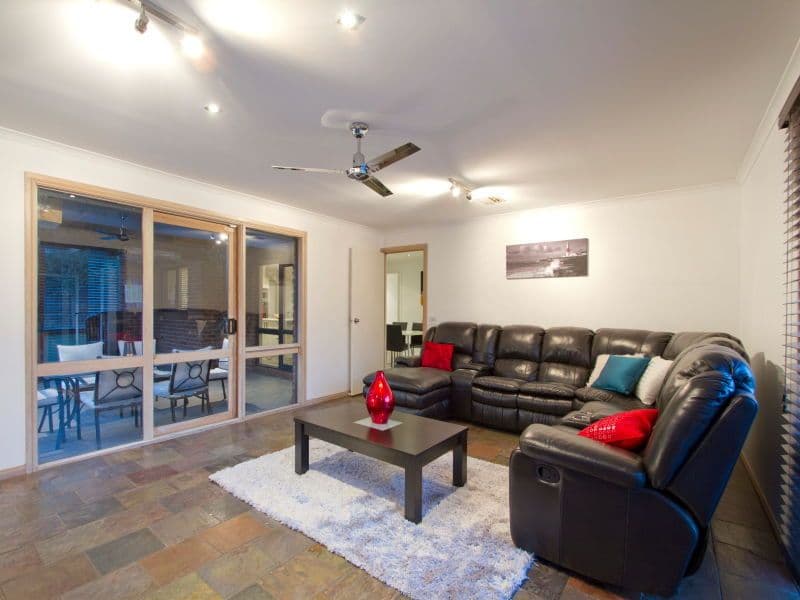 10 Fieldlark Court, CARRUM DOWNS VIC 3201, Carrum Downs - Thumbnail 8