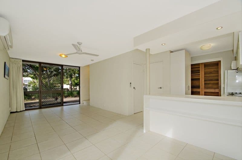 9 Noosa Parade, NOOSA HEADS QLD 4567, Noosa Heads - Thumbnail 2