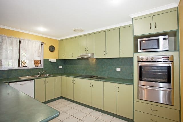 21 Barnfield  Drive, ANDERGROVE QLD 4740, Andergrove - Thumbnail 2