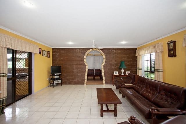 21 Barnfield  Drive, ANDERGROVE QLD 4740, Andergrove - Thumbnail 4
