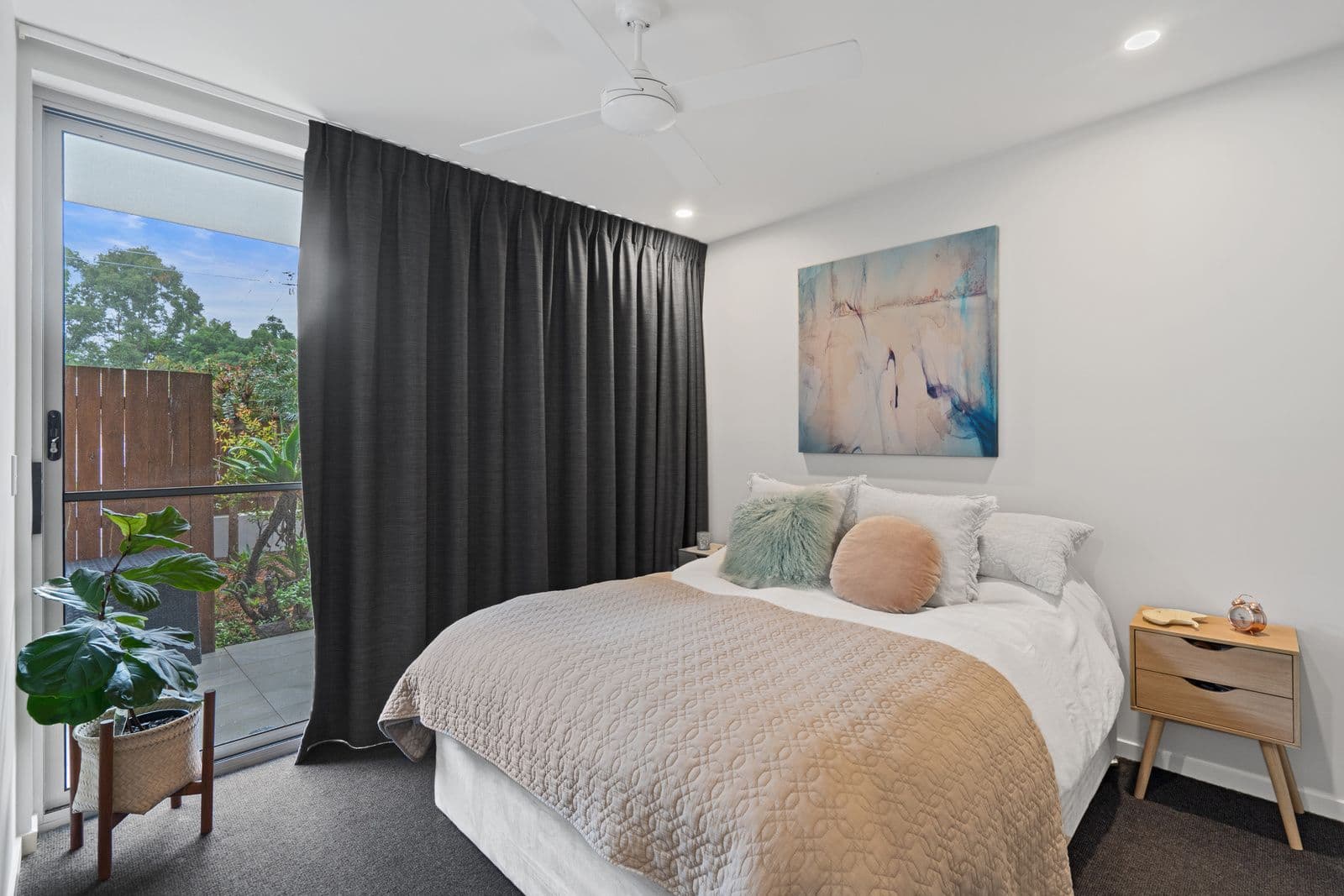 15 Roseglen Street, Greenslopes QLD 4120, Greenslopes - Thumbnail 8