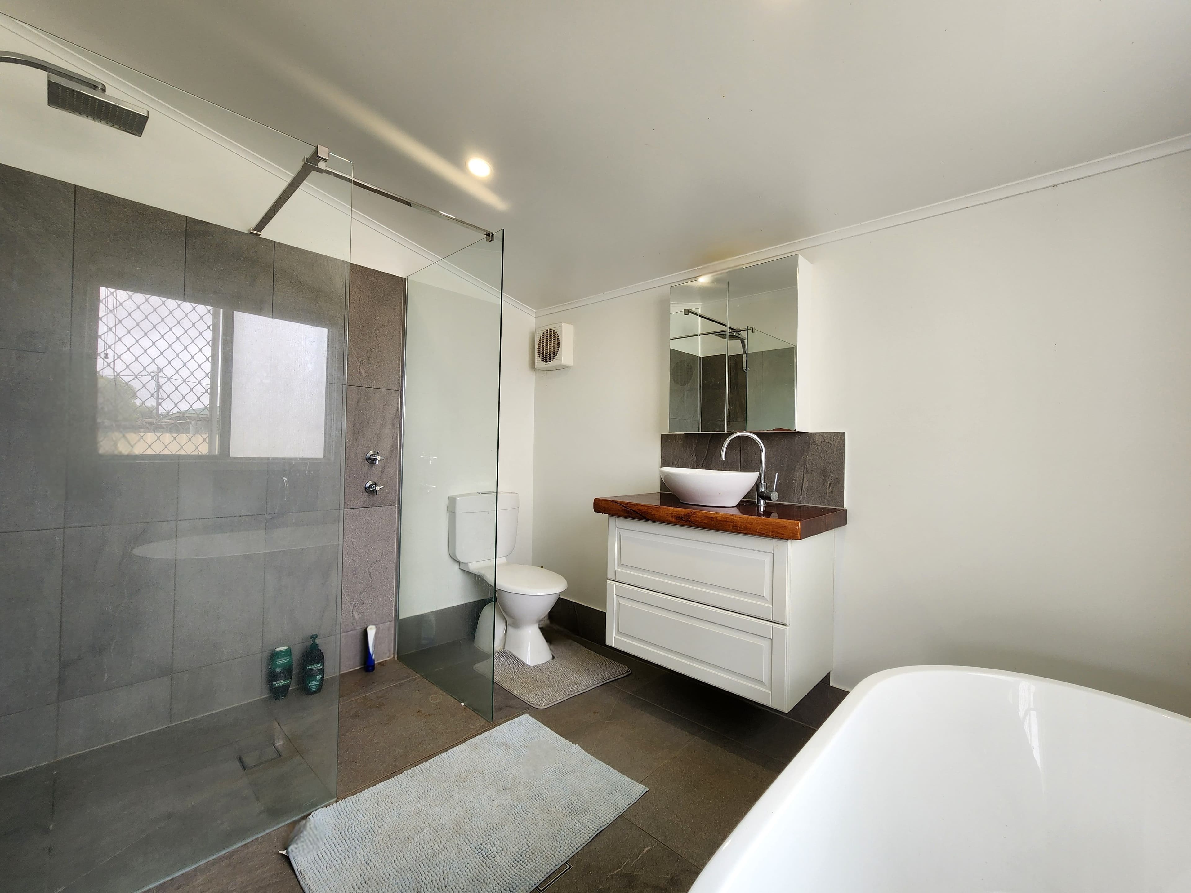 4 Stroud Street, Carnarvon WA 6701, South Carnarvon - Thumbnail 2