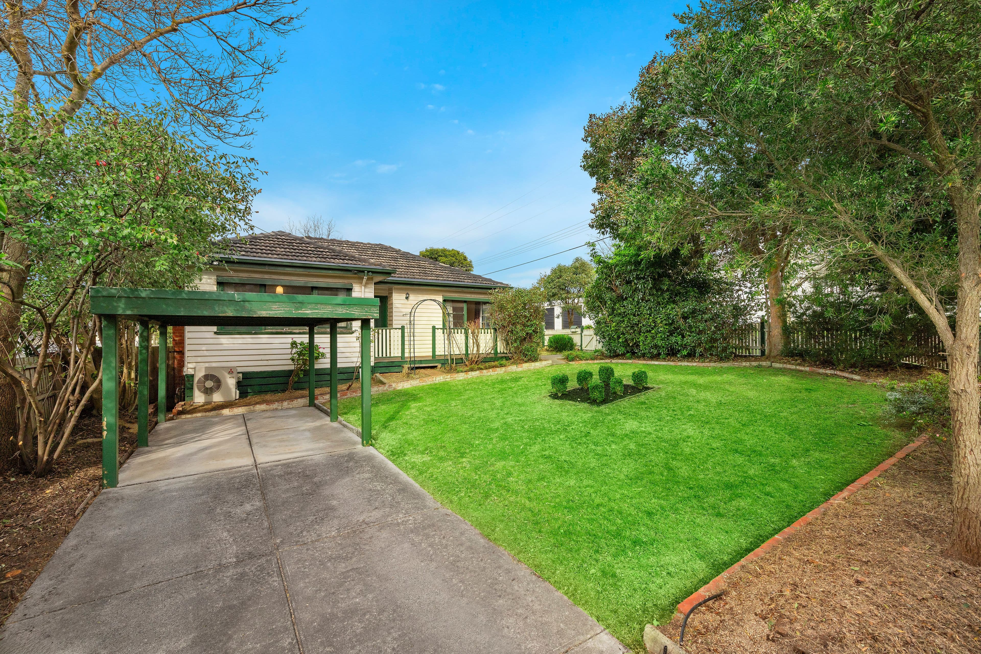 11 May Street, Macleod VIC 3085, Macleod - Thumbnail 2