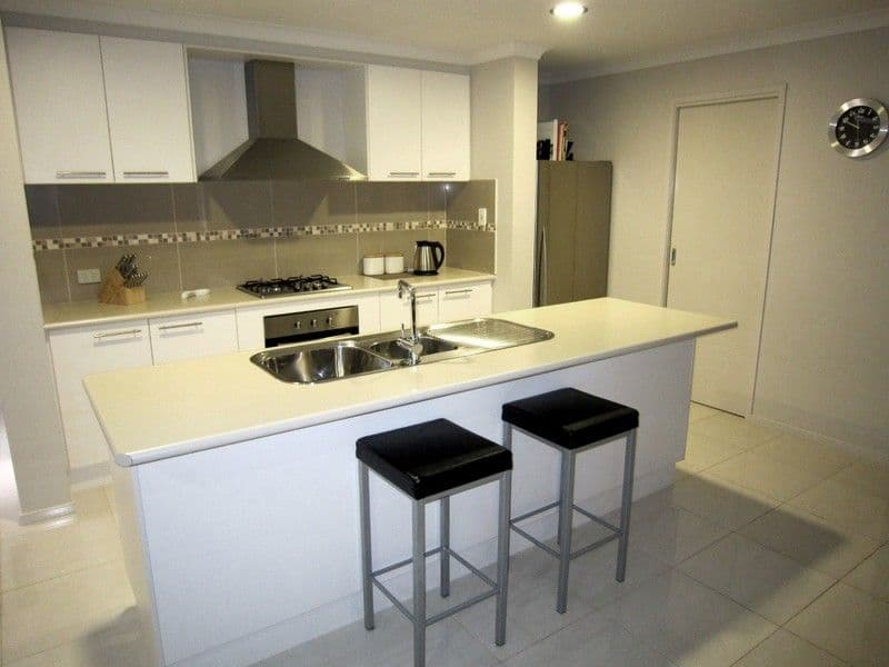 9 Corin Court, ECHUCA VIC 3564, Echuca - Thumbnail 2