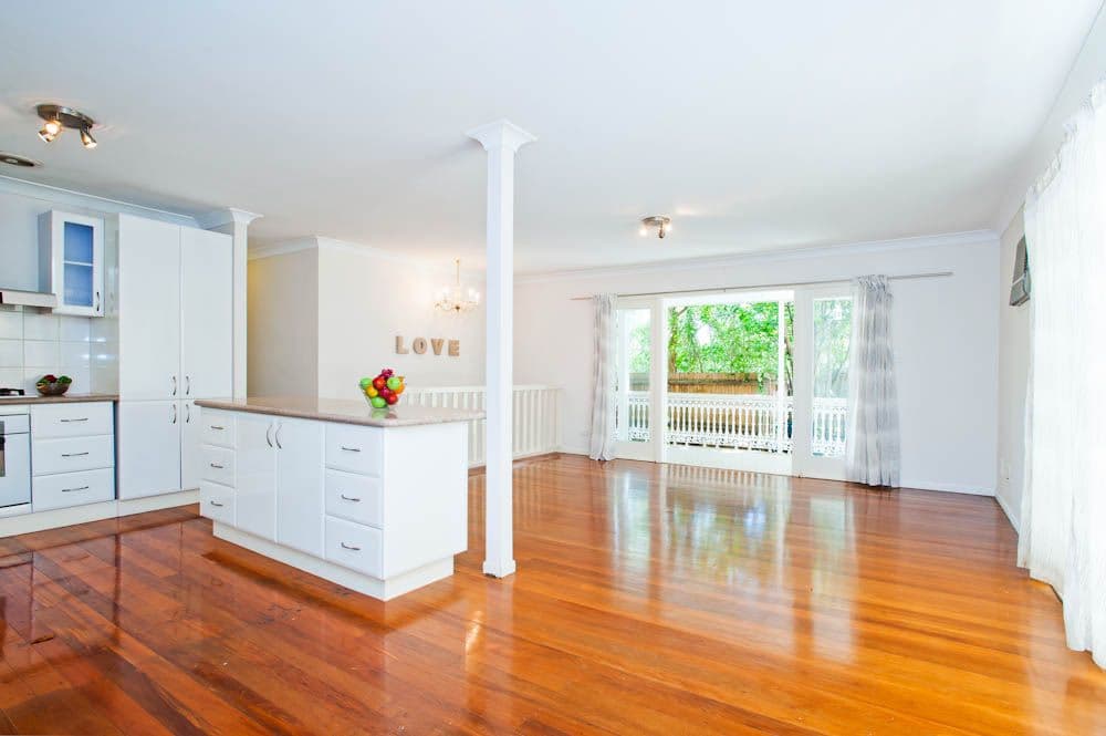 1 Dodwell Street, HOLLAND PARK WEST QLD 4121, Holland Park West - Thumbnail 3